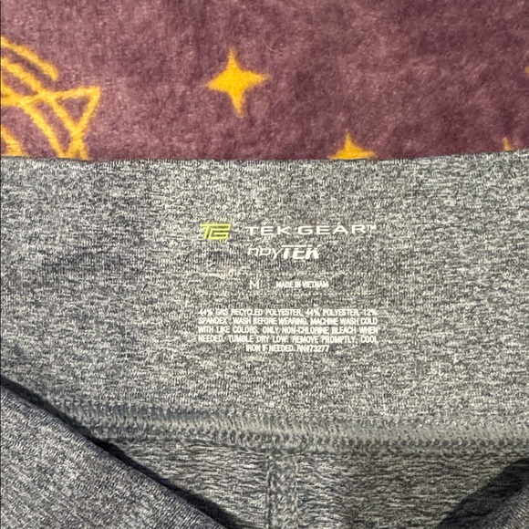 Tek gear capris - Picture 2 of 3